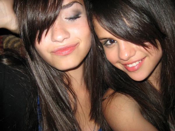 16 - Me and Selena