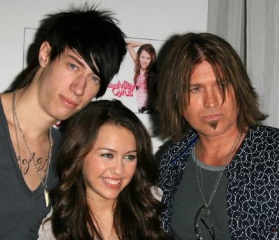 me, trace and my ours dad - Album for mileycyrus98