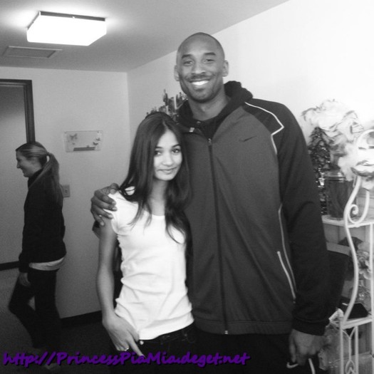 Kobe Bryant. Can someone call 911? I`m having a heart attack thanks.