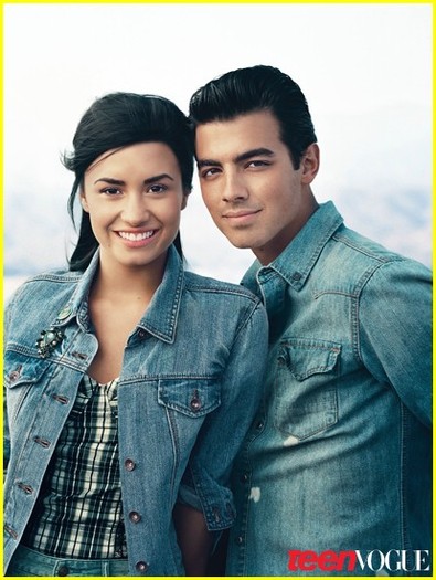 joe-jonas-demi-lovato-teen-vogue-01