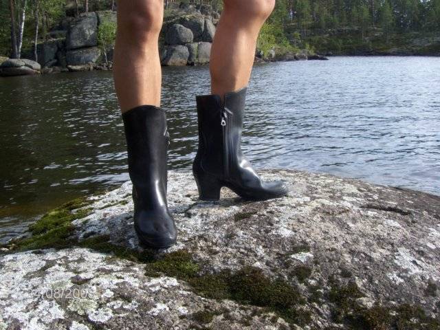 Para (Nokia) black, overshoes_04 - Womens and Mens old overshoes