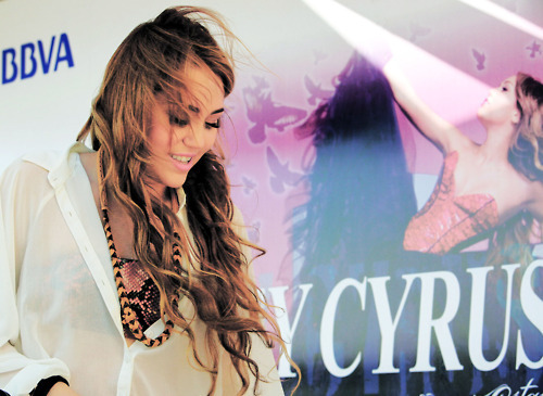 Mixx` me (58) - x - Miley Cyrus - x