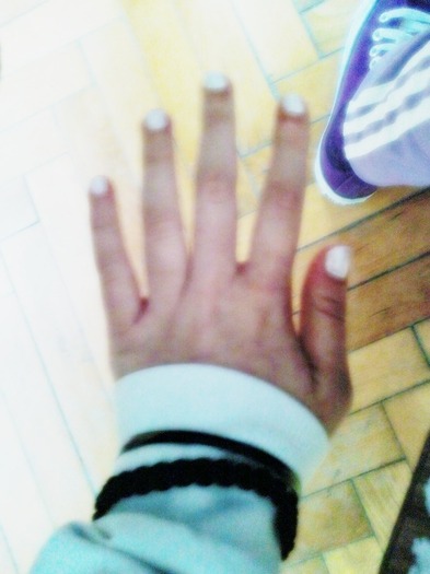 My hand aqwweeee