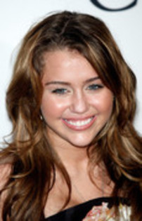 15823417_ZPCCBXMKW - miley cyrus 2009 GRAMMY Salute To Industry Icons - Arrivals