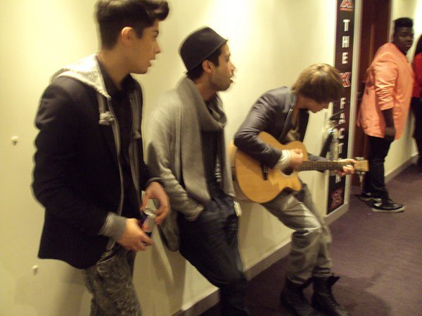 GMA005349 - x factor backstage 2010