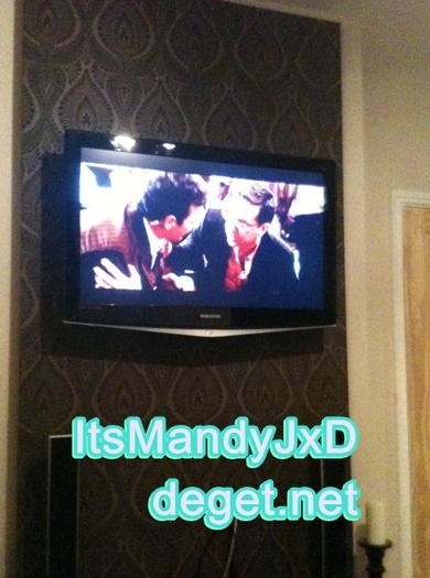 Watching the hangover in our dressing room.. - Proofs 001