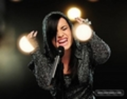 -Remember-December-music-video-pics-demi-lovato-8853209-120-94