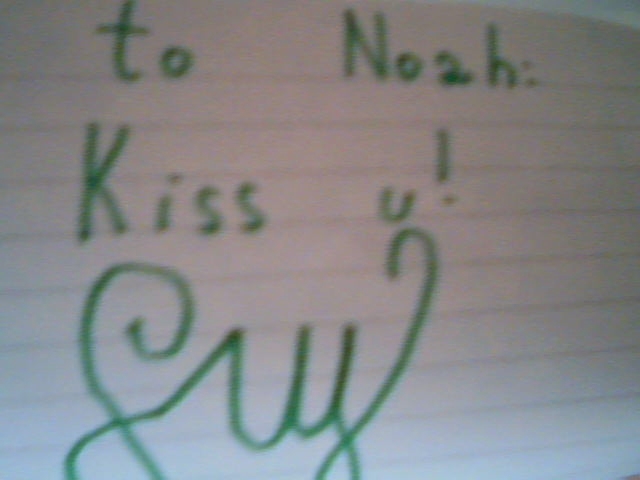For Noah..sorry Noah but here my signature is not beautiful - Autographs for my fans
