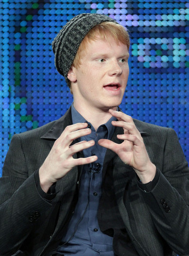 33292596_ZZVSXKVHK - adam hicks and blake michael