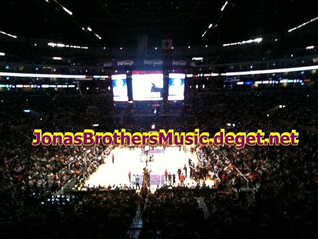 Goooooo lakerssssss!