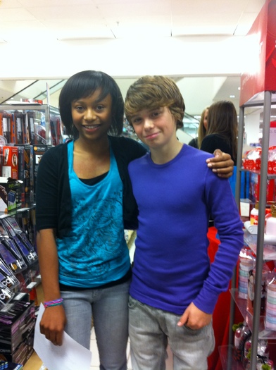 Christian and Mari - Today at mall with wonderful people