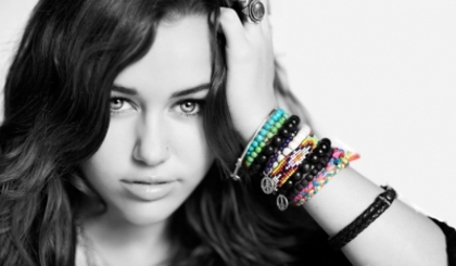Miley Cyrus - Get Ur Good On (1)