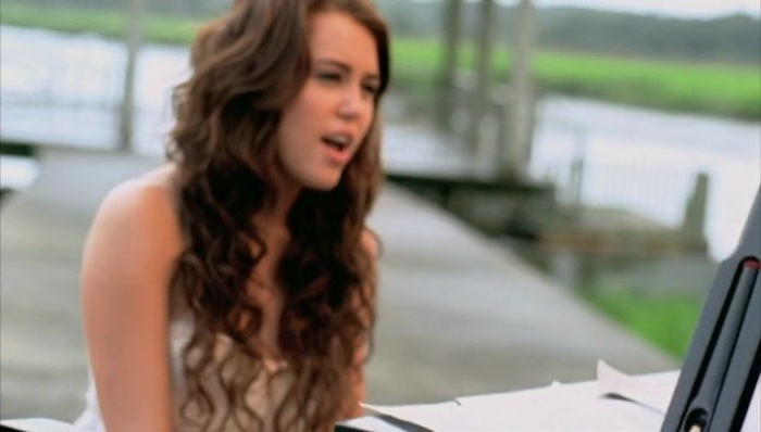 Miley Cyrus When I Look At You  screencaptures 02 (10)