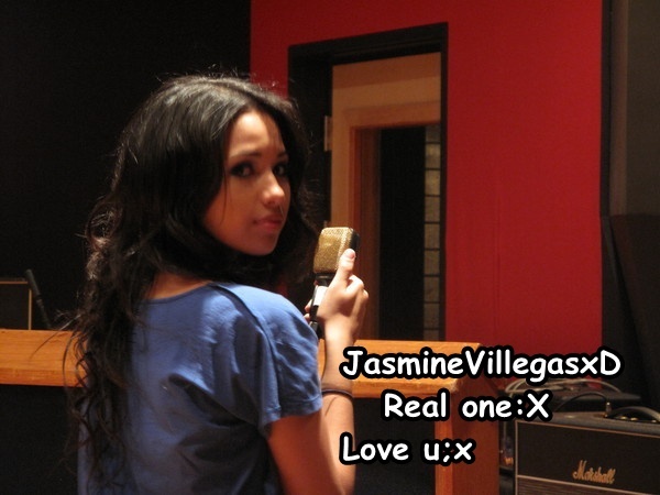 IMG_2 - JasmineVillegasxD-Real