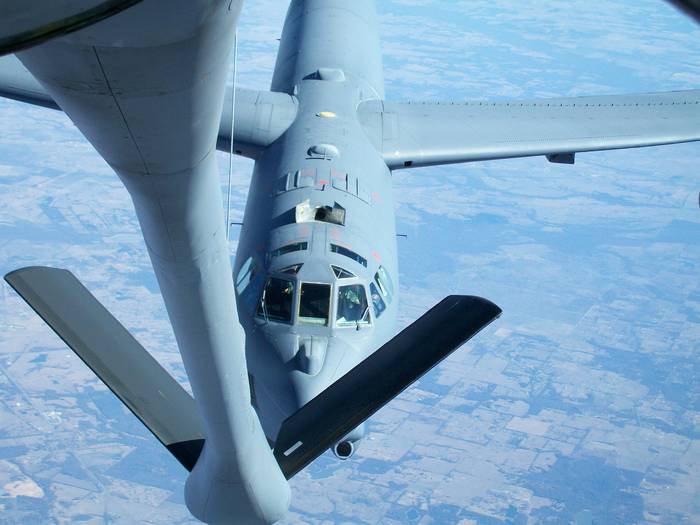 100_0360 - KC-135 Boom Operator