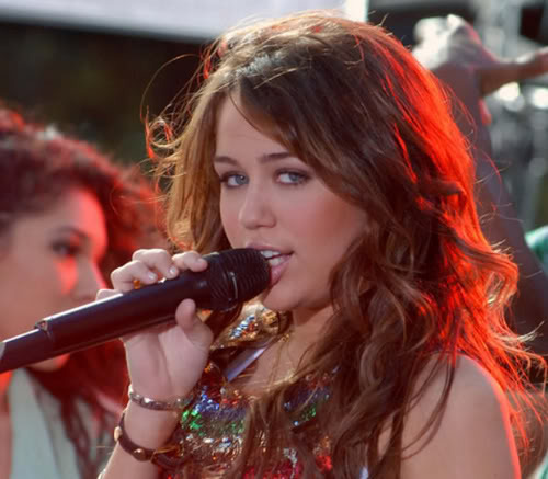 11461749_KBSQUDDGW 999 - Miley Cyrus Coll Girl