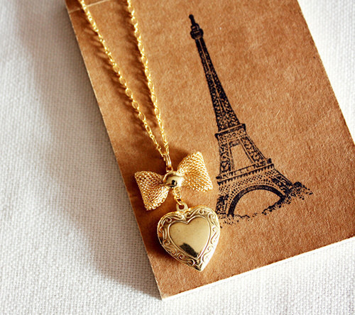 paris,heart,necklace,tower,beautiful,design-e3cfc4deda1c7cca9cb70f1fb7ee1f3f_h_large