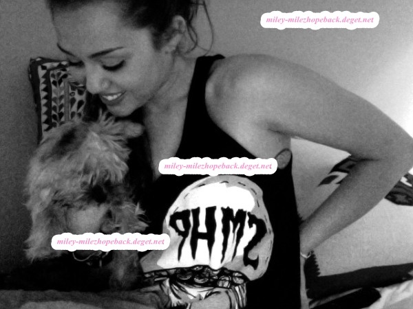 Lila and I are going nighty night! Representing SMHP! Love ya
