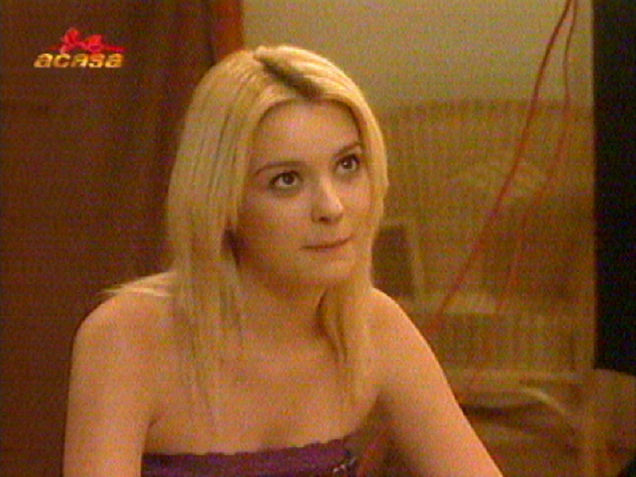 Screencaps (18) - 0 Diana - Screencaps from Pacatele Evei 0