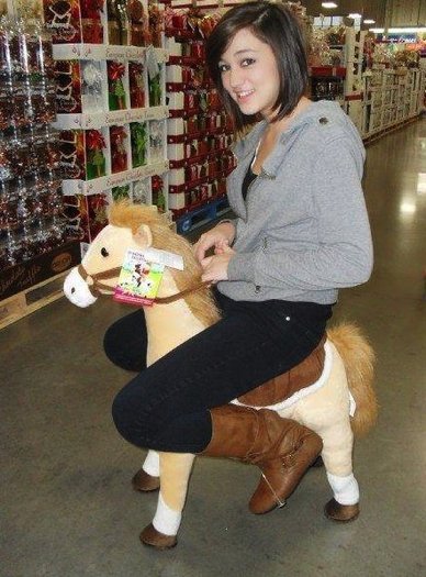 Toy Horse =]