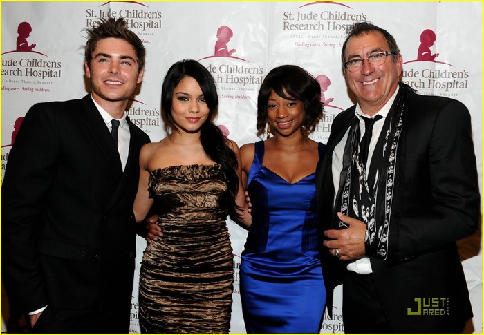 zac-vanessa-monique-kenny-15