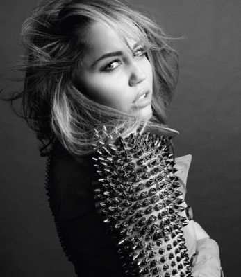 yym6e_large[1] - Miley Cyrus