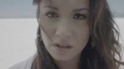 41875426_KMWVSRRCR - demi lovato skyscraper