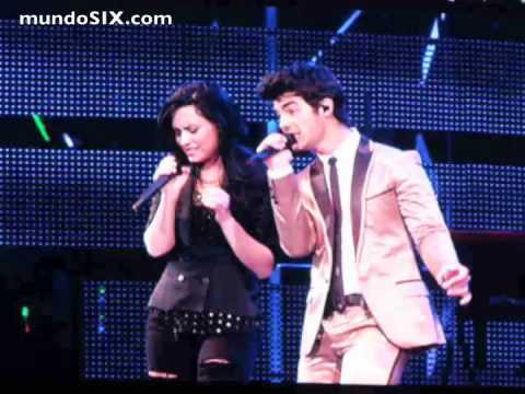 01 - Demi Lovato and Joe Jonas