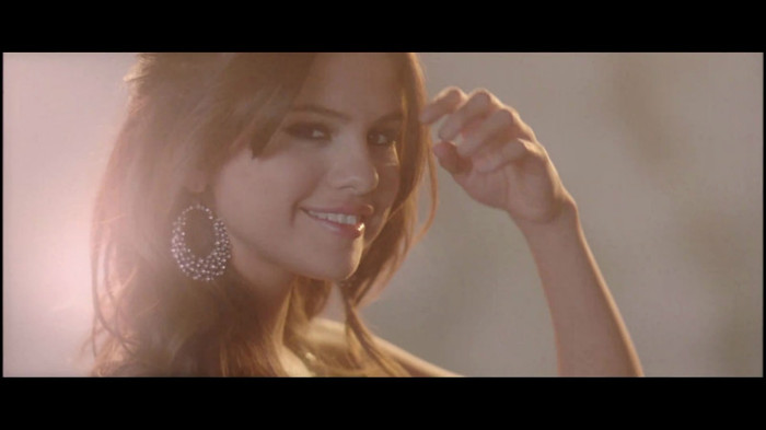 Selena-Gomez-Who-Says-Screencaps-selena-gomez-20699189-1920-1080