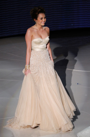 82nd+Annual+Academy+Awards+Show+FGjzaij4mRxl - Album for Miley real