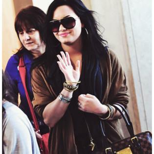 thing.33502785.l - Xx_Demii Lovato