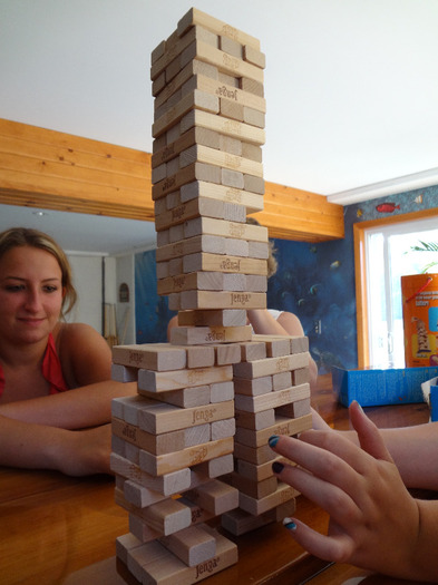 Pool Party and Jenga with friends (4)