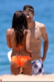 ashley_tisdale_ashley_on_the_beach_with_scott_in_lanai_hawaii_on_her_birthday_july_2_QILPUsx_thumb - The beach