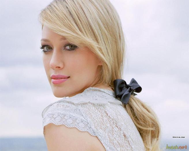 hilary-duff-wallpaper_1280-1024