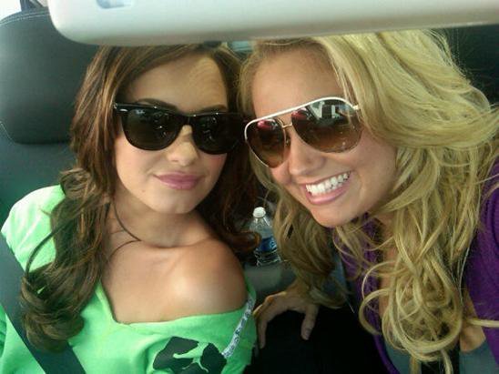 demi-lovato-RARE-demi-lovato-16724084-548-411 - x - My Idol