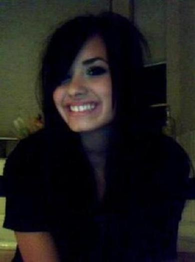 demi is the best (647)