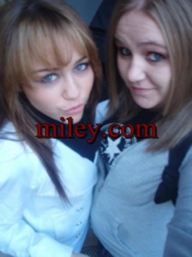 miley-008734 (6)