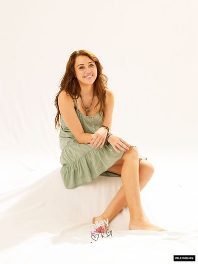 miley cyrus...nice.picz from BubbleGumRoxxy\'s page.... (9) - miley cyrus photoshoot for the last song
