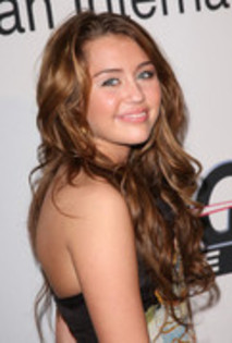 15823557_FPJWOEORB - miley cyrus 2009 GRAMMY Salute To Industry Icons - Arrivals