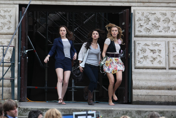 Leighton+Meester+Selena+Gomez+Katie+Cassidy+6W6vgbdK7l7l - x Leighton Meester Selena Gomez and Katie Cassidy Film Monte Carlo