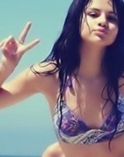 avatar38 - selena gomez