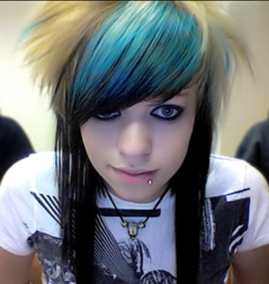 emo-girl-peacock