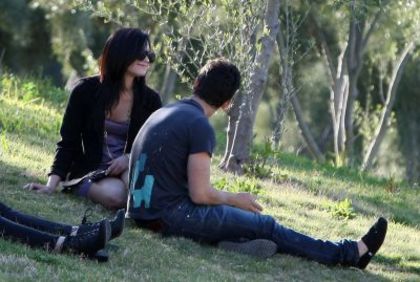 Demi and Joe at a local park (6)