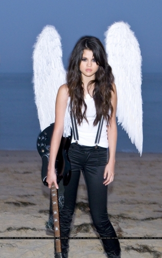 normal_013 - Selena Gomez cute angel