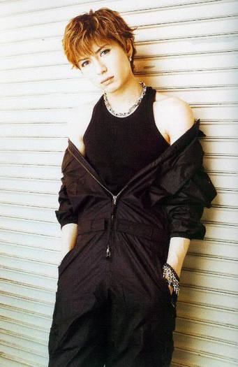 Gackt004 - Copy (2)