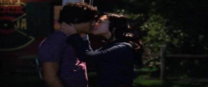 03 - 0 0 Mithchie and Shane first kiss 0 0
