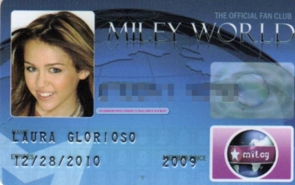 normal_img406 - MileyWorld Membership Packet