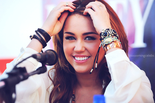 Mixx` me (42) - x - Miley Cyrus - x