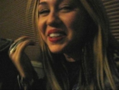 26249675_EBVFMKLNT - 0 x_Miley Smoking a bong with friends at her house_x