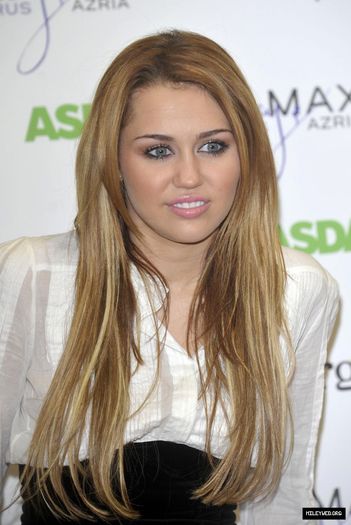 > Miley Cyrus - Max Azria <